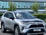 Toyota RAV4 2020 годаүшін11 900 000 тг. в Астана
