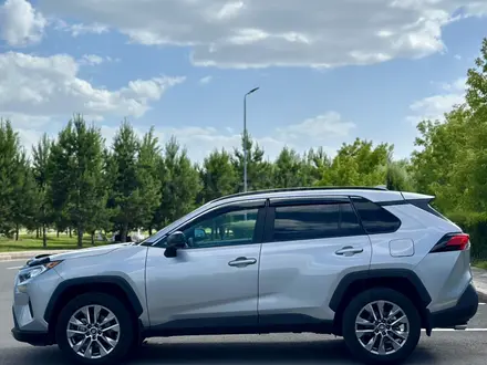 Toyota RAV4 2020 года за 11 900 000 тг. в Астана – фото 7