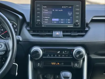 Toyota RAV4 2020 года за 11 900 000 тг. в Астана – фото 9
