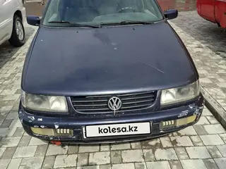 Volkswagen Passat, 1994