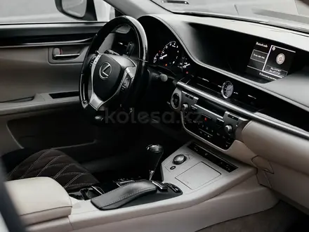 Lexus ES 250 2014 года за 13 300 000 тг. в Алматы – фото 32