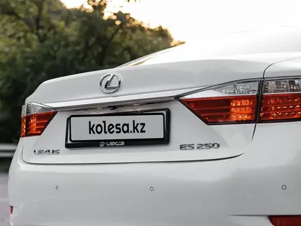 Lexus ES 250 2014 года за 13 300 000 тг. в Алматы – фото 7