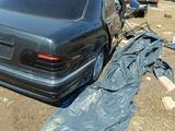 Mercedes-Benz E 230 1995 года за 500 000 тг. в Караганда – фото 4