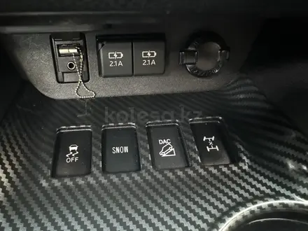 Toyota Highlander 2019 года за 15 000 000 тг. в Алматы – фото 8
