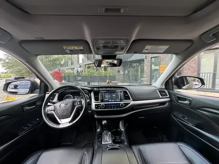 Toyota Highlander 2019 года за 15 000 000 тг. в Алматы – фото 6