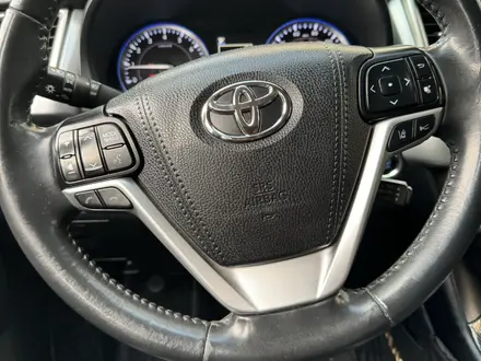 Toyota Highlander 2019 года за 15 000 000 тг. в Алматы – фото 5