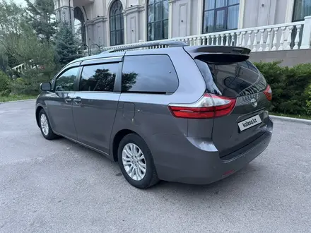 Toyota Sienna 2015 года за 15 000 000 тг. в Алматы – фото 4
