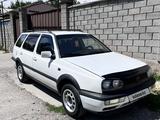 Volkswagen Golf 1994 годаүшін1 800 000 тг. в Шымкент