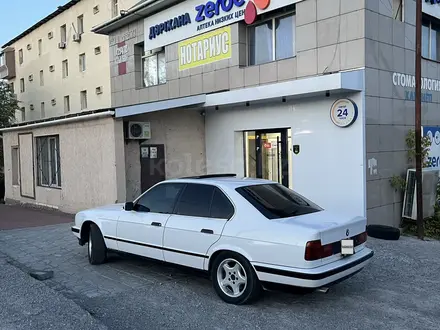 BMW 520 1990 года за 2 000 000 тг. в Шымкент – фото 4