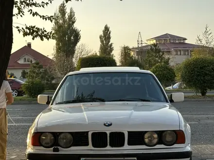 BMW 520 1990 года за 2 000 000 тг. в Шымкент – фото 7