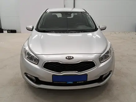 Kia Cee'd 2013 года за 6 290 000 тг. в Актобе – фото 2