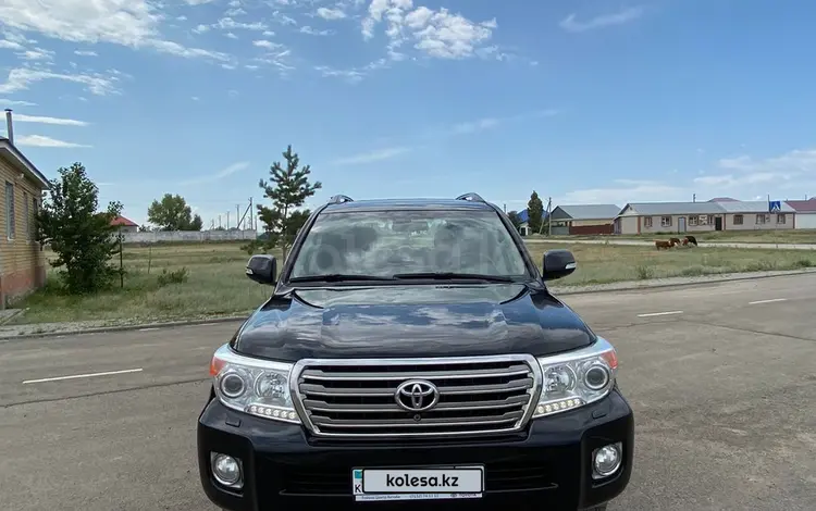 Toyota Land Cruiser 2014 годаfor23 000 000 тг. в Актобе