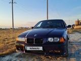 BMW 320 1995 годаүшін2 500 000 тг. в Атырау