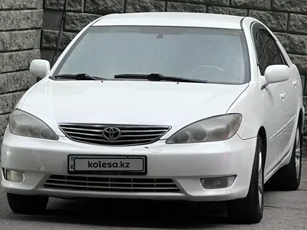 Toyota Camry 2005 года за 3 850 000 тг. в Алматы – фото 2