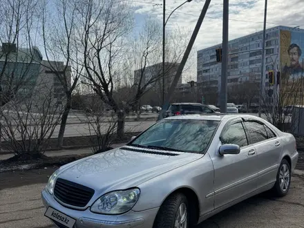 Mercedes-Benz S 500 2000 года за 3 800 000 тг. в Астана