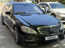 Mercedes-Benz S-Class, 2009