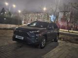 Toyota RAV4 2022 года за 18 700 000 тг. в Актау – фото 2