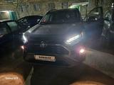 Toyota RAV4 2022 года за 17 220 000 тг. в Актау