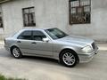 Mercedes-Benz C 240 1998 года за 3 500 000 тг. в Шымкент – фото 3