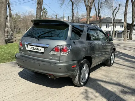 Lexus RX 300 2002 года за 6 500 000 тг. в Алматы – фото 7