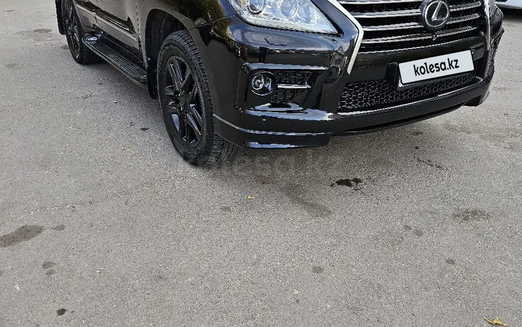 Lexus LX 570 2014 годаfor27 000 000 тг. в Астана