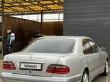 Mercedes-Benz E 280 2000 годаүшін3 700 000 тг. в Жаркент – фото 2