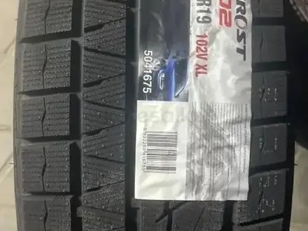 245/40R19 275/35R19 Roadx RX Frost WU01 Winter XL разной ширины за 87 500 тг. в Актобе – фото 4