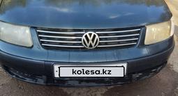 Volkswagen Passat 1997 года за 1 400 000 тг. в Астана – фото 2