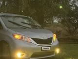 Toyota Sienna 2010 года за 6 500 000 тг. в Атырау