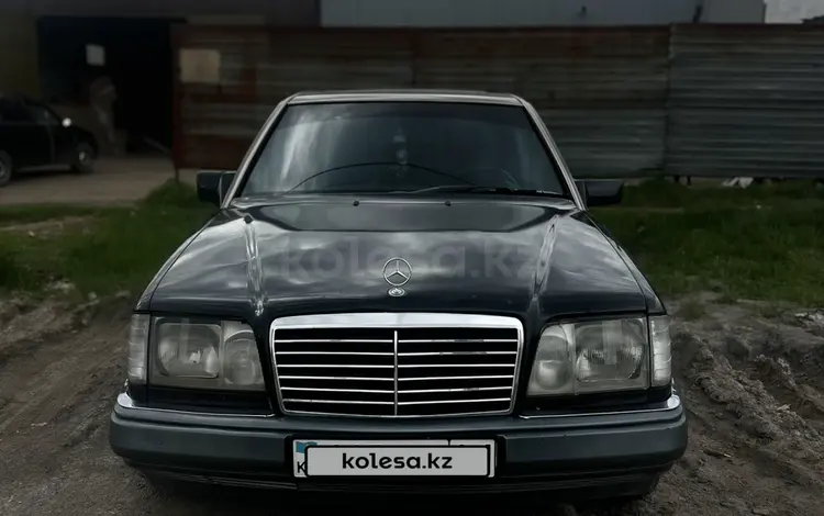 Mercedes-Benz E 320 1994 годаүшін1 750 000 тг. в Астана