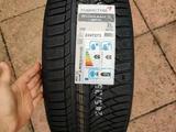 225-40-19 перед и зад 255-35-19 Kumho Wintercraft WP72 за 85 000 тг. в Алматы
