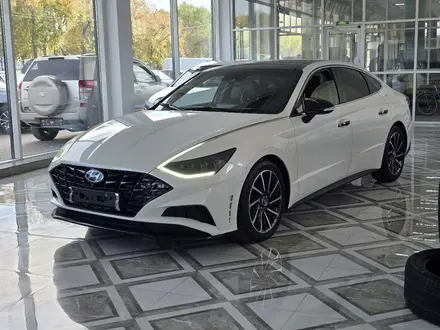 Hyundai Sonata 2021 года за 11 500 000 тг. в Алматы – фото 3