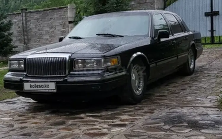 Lincoln Town Car 1996 годаүшін15 000 000 тг. в Усть-Каменогорск