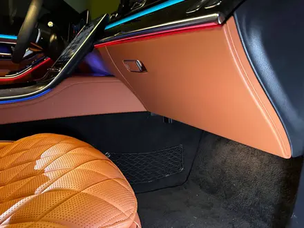 Mercedes-Benz S 500 2022 года за 65 000 000 тг. в Алматы – фото 18