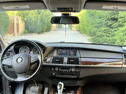 BMW X5 2013 года за 8 000 000 тг. в Астана – фото 25