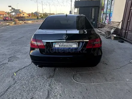 Mercedes-Benz E 200 2010 года за 7 500 000 тг. в Туркестан – фото 4