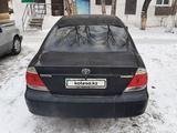 Toyota Camry 2004 годаүшін4 600 000 тг. в Караганда – фото 3