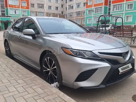 Toyota Camry 2018 года за 9 000 000 тг. в Актау – фото 3