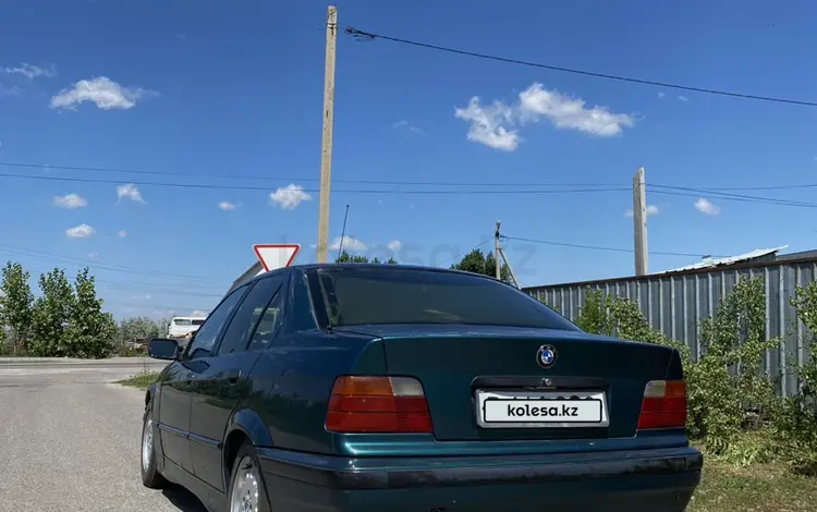 BMW 320 1993 годаfor1 250 000 тг. в Талдыкорган