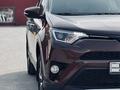 Toyota RAV4 2018 года за 12 888 888 тг. в Атырау – фото 2