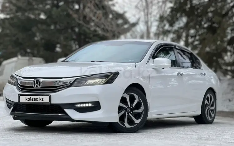 Honda Accord 2018 года за 11 400 000 тг. в Усть-Каменогорск