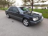 Mercedes-Benz E 220 1994 годаүшін4 300 000 тг. в Алматы