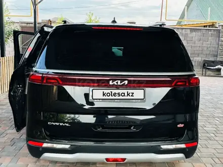 Kia Carnival 2023 года за 18 400 000 тг. в Алматы – фото 13