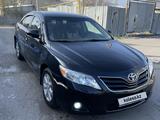 Toyota Camry 2010 годаfor6 650 000 тг. в Алматы – фото 3