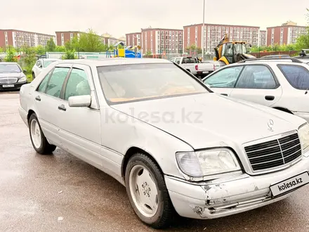 Mercedes-Benz S 320 1996 года за 3 300 000 тг. в Алматы – фото 7