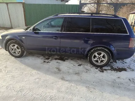 Volkswagen Passat 2001 года за 2 050 000 тг. в Алматы – фото 4