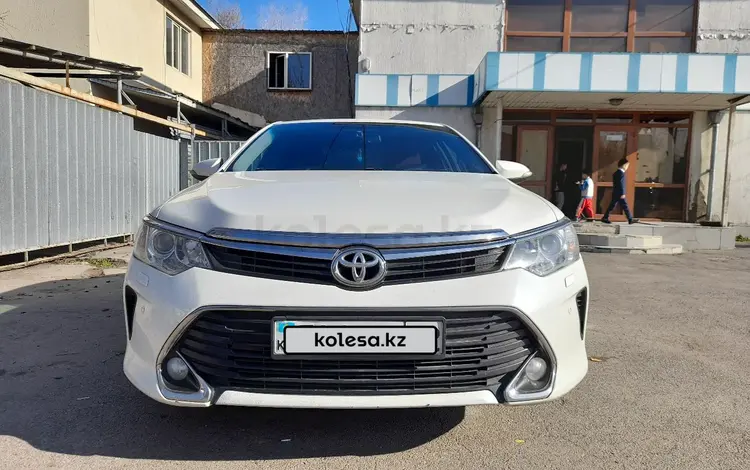 Toyota Camry 2016 годаfor12 500 000 тг. в Алматы