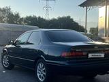 Toyota Camry 1998 годаүшін3 790 000 тг. в Алматы – фото 3