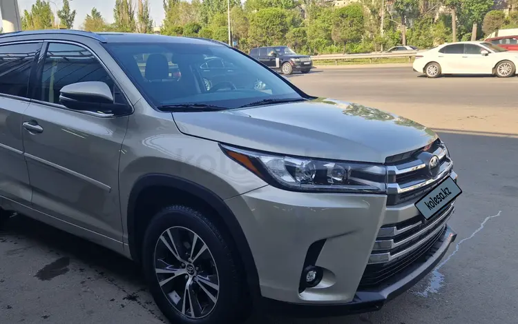 Toyota Highlander 2016 годаfor15 600 000 тг. в Алматы