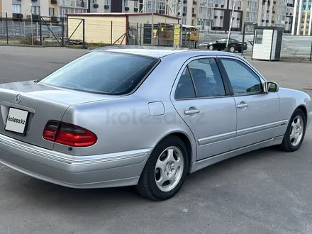 Mercedes-Benz E 320 2001 года за 6 300 000 тг. в Алматы – фото 2